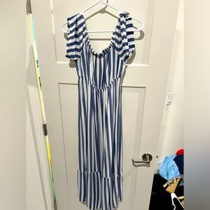 Maxi maternity dress